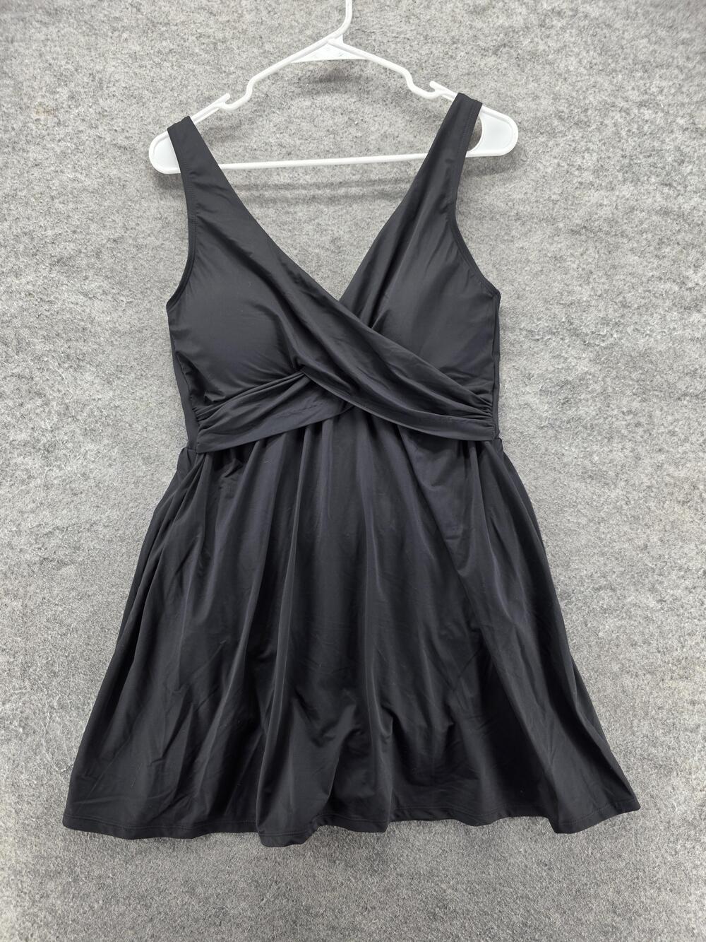 Lands' End Swim Dress Womens 14 Black Lined Built-In Bra Wide Strap Swimwear
